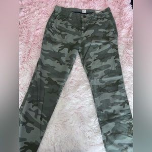 GAP Camo Camo Pants